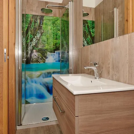 Front With Loft Bed And Pool Apartman