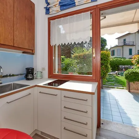 Front With Loft Bed And Pool * Bardolino