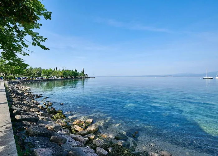 Front With Loft Bed And Pool Apartment